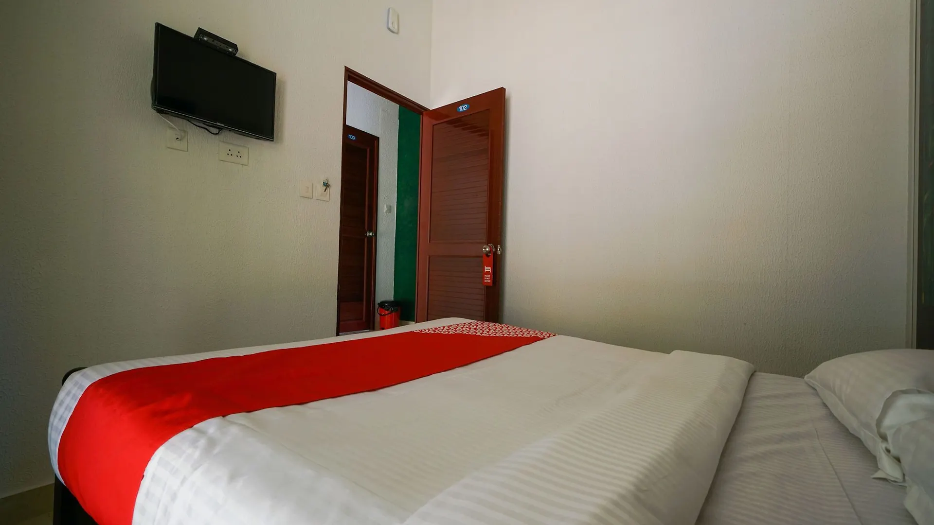 Oyo 12059 Cardamom County Otel Munnar