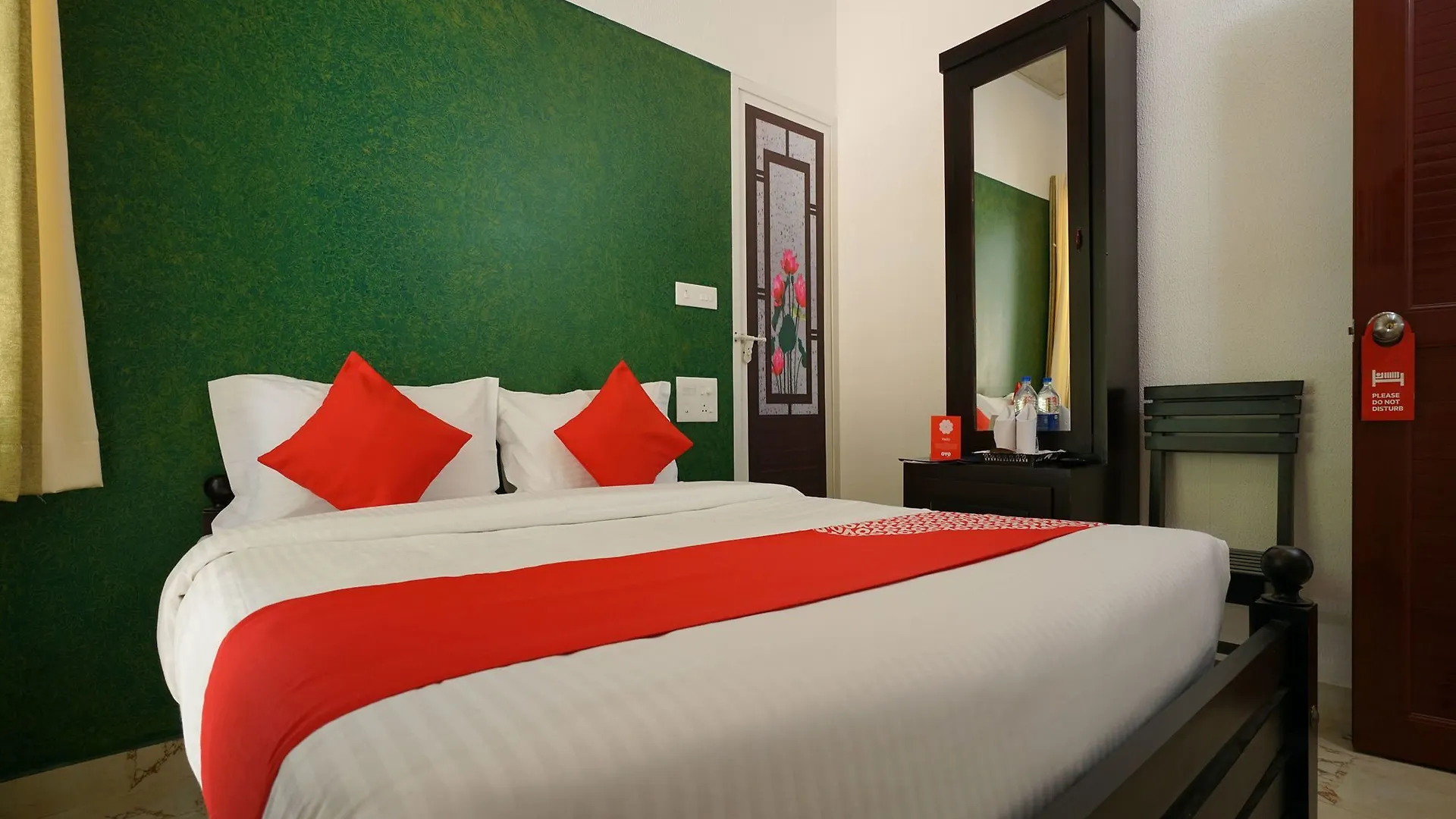 Oyo 12059 Cardamom County Otel Munnar