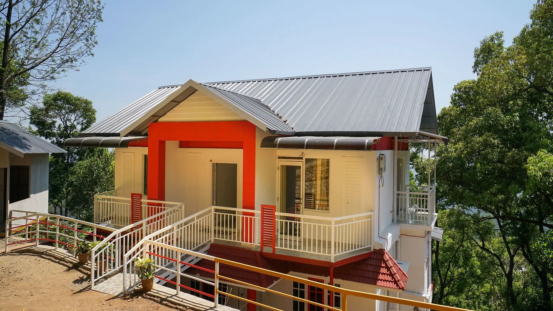 Oyo 12059 Cardamom County Otel Munnar